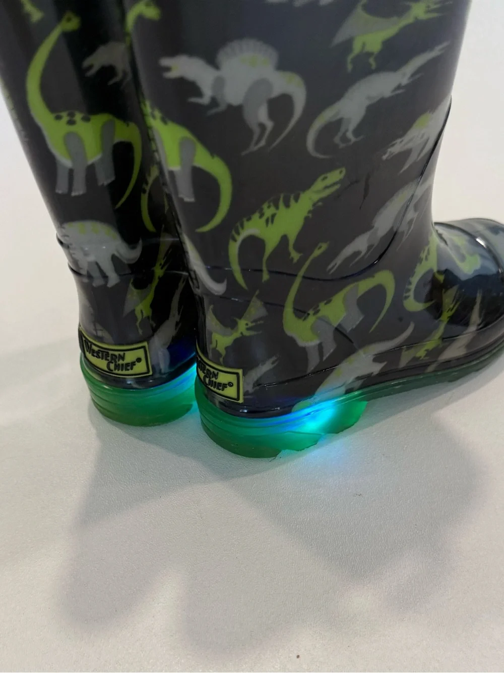 Western Chief Wade Dino Light Up Rain Boots Boys Size 11 Dinosaur Black Green
